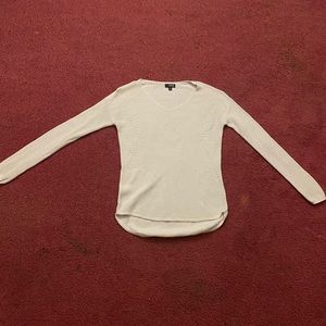 A long sleeve shirt